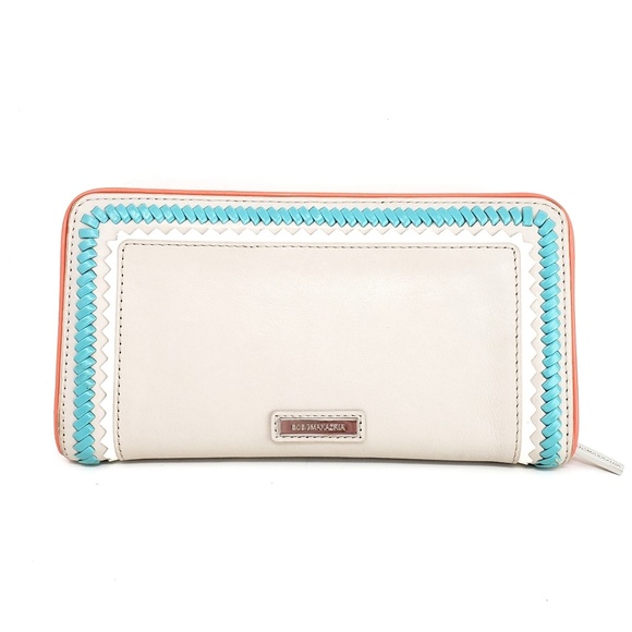 BCBGMaxAzria Handbags - BCBGMAXAZRIA Nieve Wallet